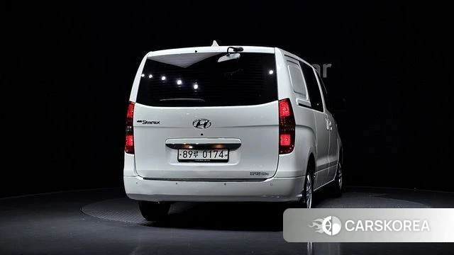 Hyundai The New Grand Starex id 4992777 из Кореи 26