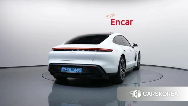 Porsche Taycan id 5027690 из Кореи 26