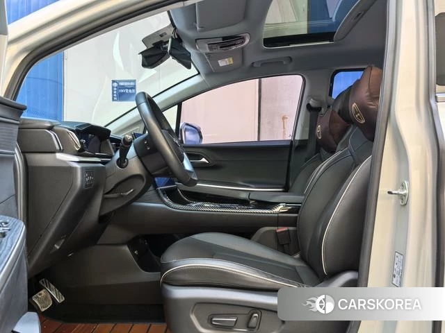 Hyundai Custo 2022 Шампань из Китая, фото 4