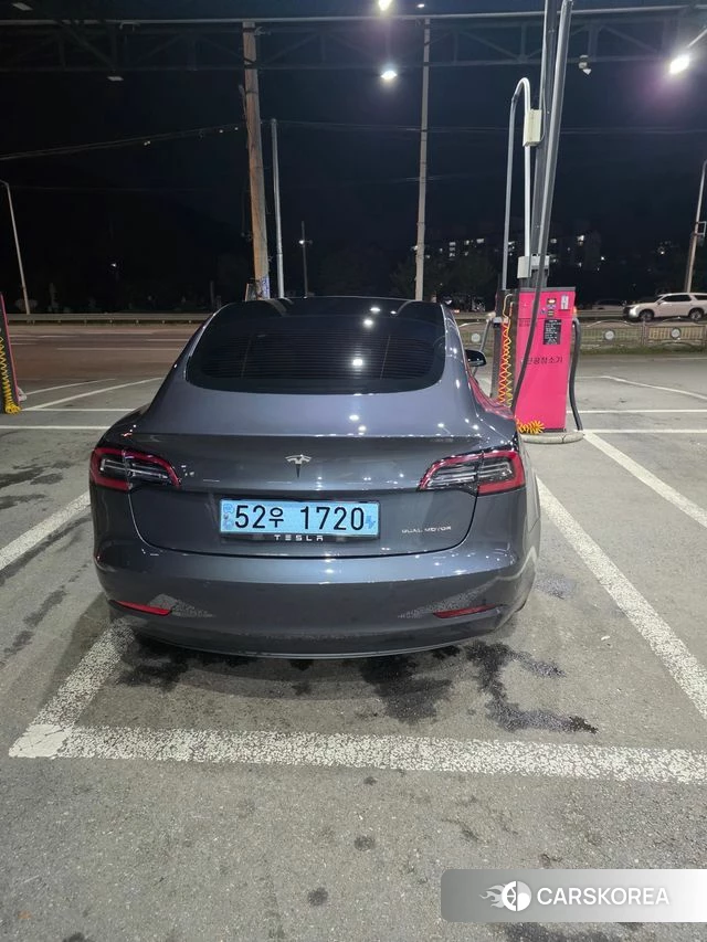 Tesla Model 3 2021 Серый из Кореи, фото 5