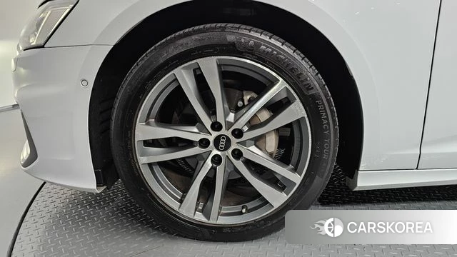 Audi A6 (C8) id 5022803 из Кореи 28