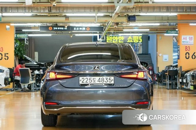 Lexus ES300h 7th generation id 4995426 из Кореи 14