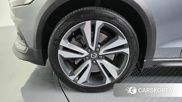 Volvo V60 Cross-Country 2nd Generation id 5035524 из Кореи 27