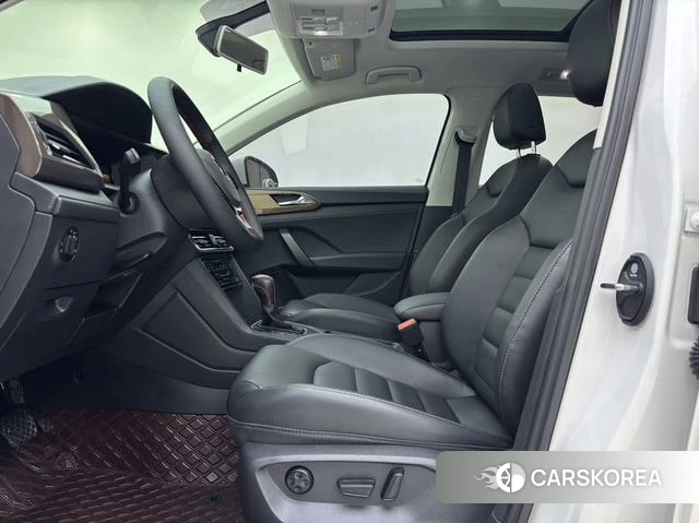 Volkswagen Tharu 2022 Белый из Китая, фото 5