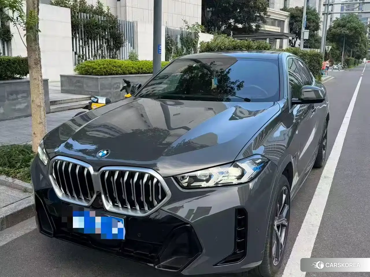BMW X6 2024 Silver/gray из Китая, фото 4