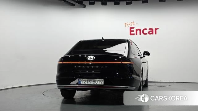 Hyundai Grandeur (GN7) id 4935022 из Кореи 14