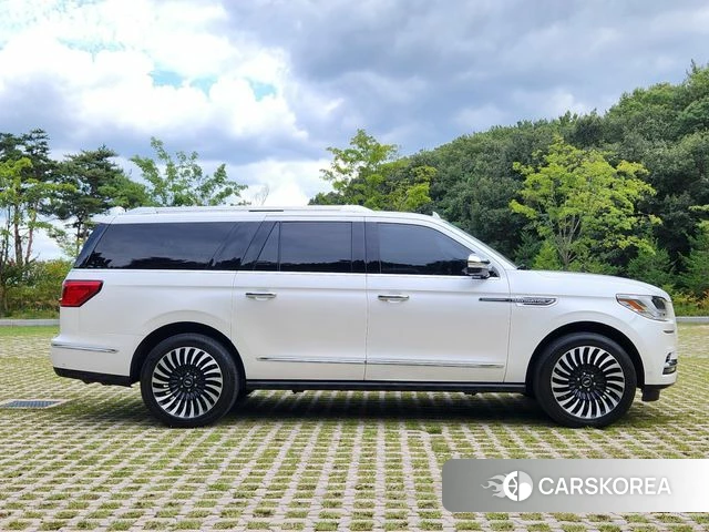 Lincoln Navigator 4th generation id 4887333 из Кореи 14