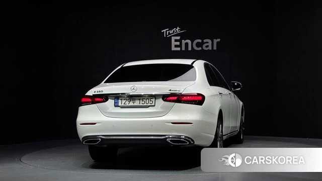 Mercedes-Benz E-Class W213 id 4981308 из Кореи 28