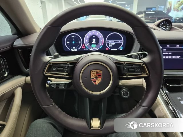 Porsche Panamera (976) 2024 Серебристо-серый из Кореи, фото 4
