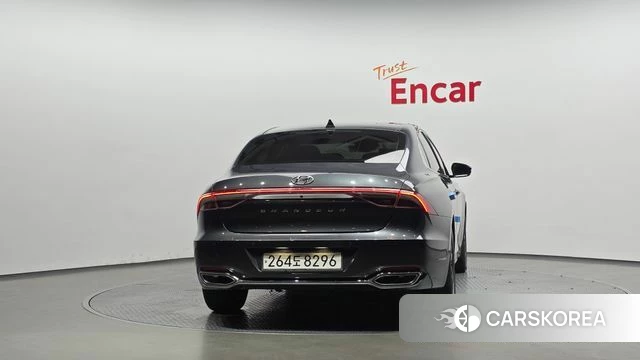 Hyundai The New Grandeur IG id 4981789 из Кореи 14