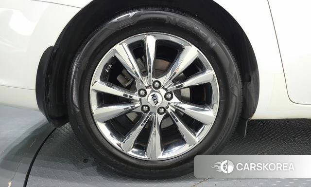 Kia The New Carnival id 5029411 из Кореи 29