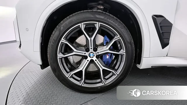 BMW X5 (G05) id 3750837 из Кореи 14