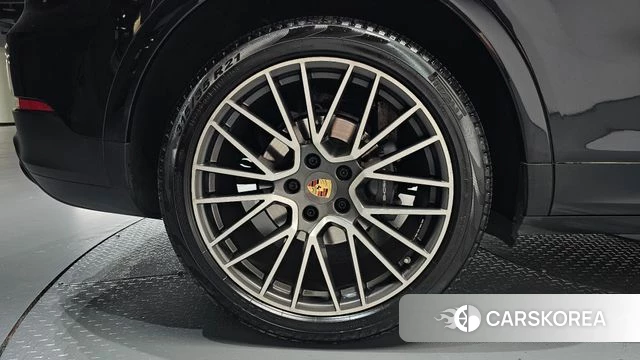 Porsche Cayenne (PO536) id 4952429 из Кореи 31