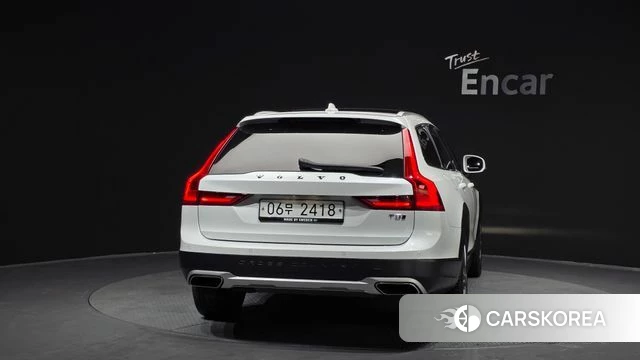 Volvo V90 Cross-Country id 3911633 из Кореи 14