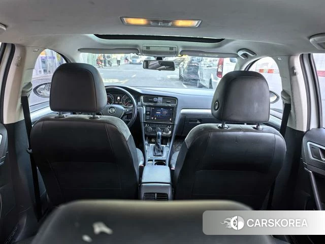 Volkswagen Golf 2021 Белый из Китая, фото 4