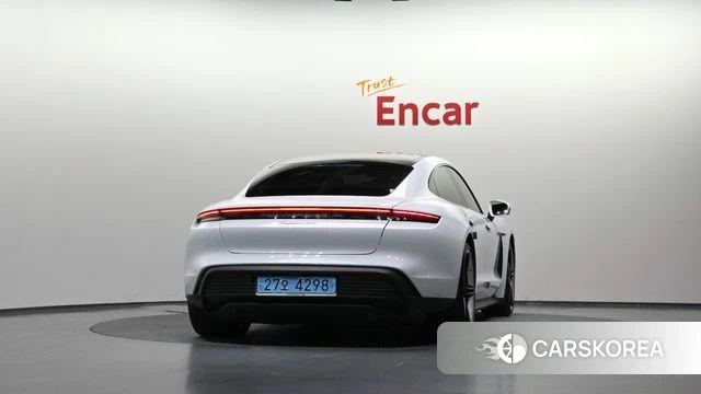 Porsche Taycan id 4691705 из Кореи 14