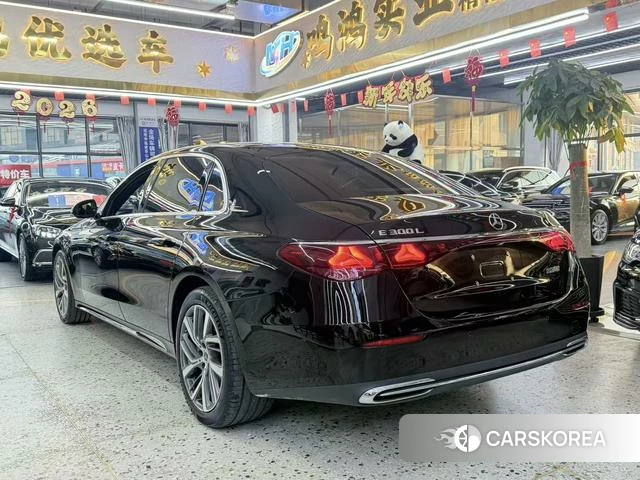Mercedes-Benz E-Class 2024 Черный из Китая, фото 6