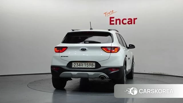 Kia Stonic id 5036023 из Кореи 25