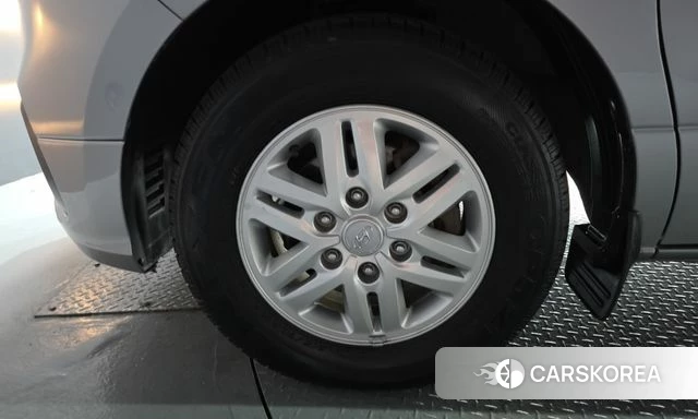 Hyundai The New Grand Starex id 4952432 из Кореи 28