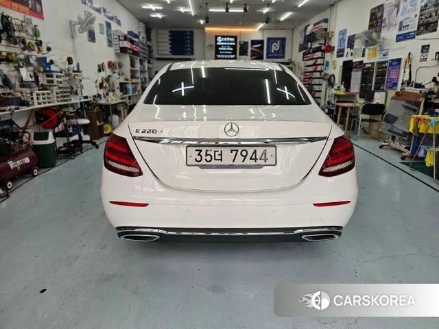Mercedes-Benz E-Class W213 id 4923794 из Кореи 14