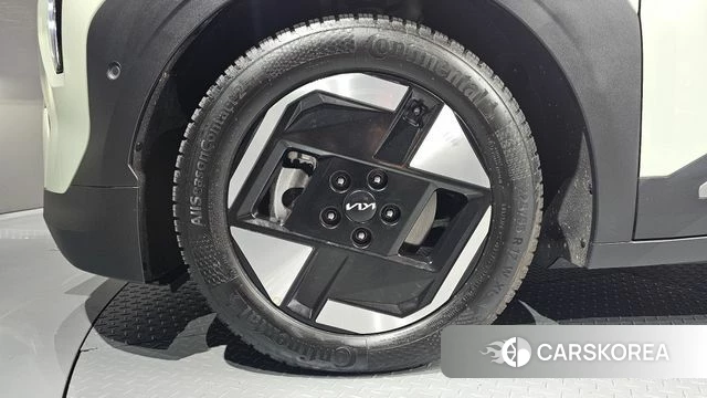 Kia EV3 id 4773377 из Кореи 32