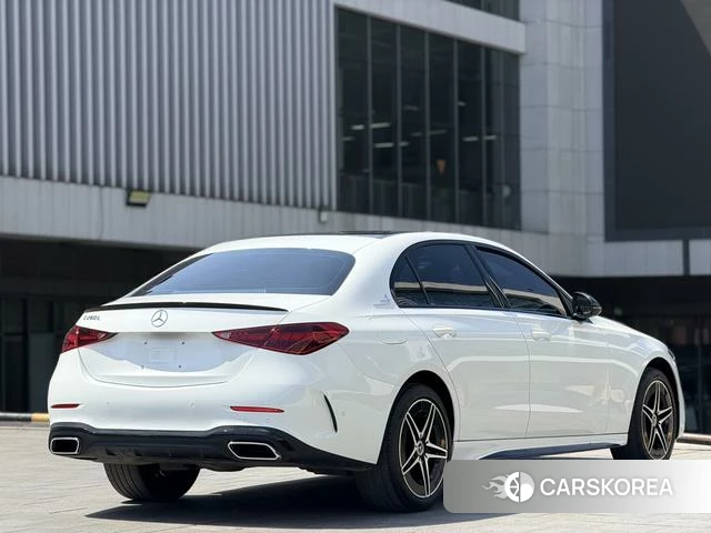 Mercedes-Benz C-class 2023 Белый из Китая, фото 4