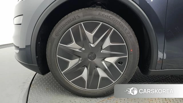 Tesla Model Y id 4756764 из Кореи 32