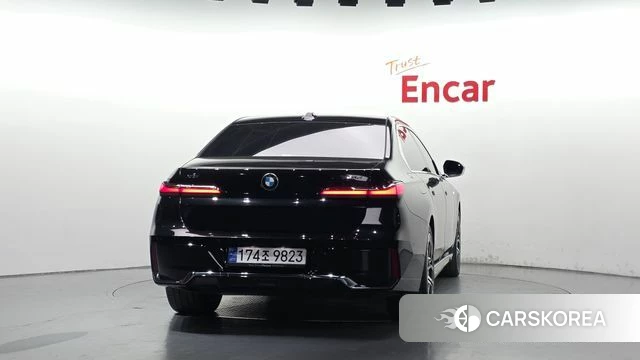 BMW 7 Series (G70) id 5046086 из Кореи 29