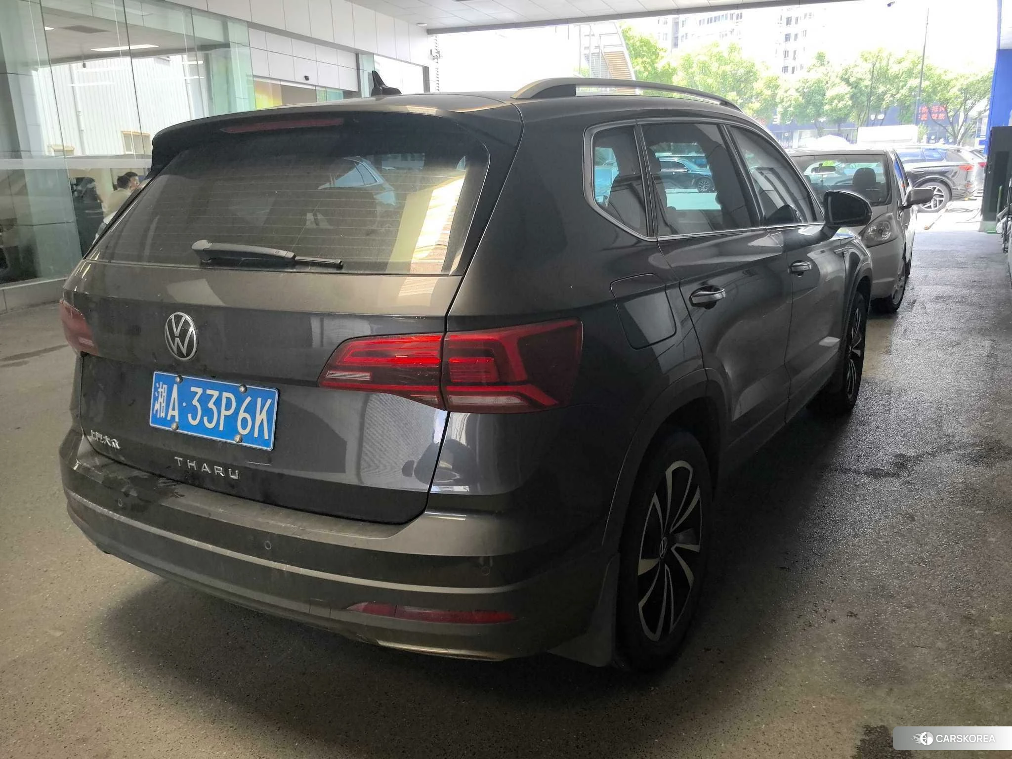 Volkswagen Tharu 2020 Темно-серый из Китая, фото 6