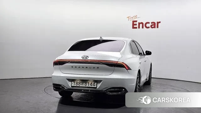 Hyundai The New Grandeur IG id 3747801 из Кореи 14