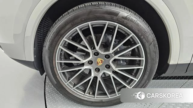 Porsche Cayenne (PO536) id 4774893 из Кореи 30