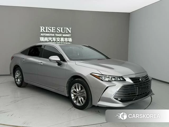 Toyota Avalon 2022 Серебристо-серый из Китая, фото 4