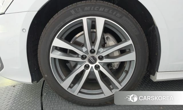 Audi A6 (C8) id 5017181 из Кореи 28