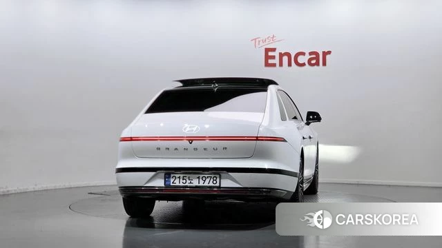 Hyundai Grandeur Hybrid (GN7) id 4773527 из Кореи 27