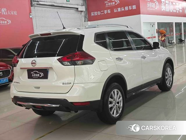 Nissan X-Trail 2021 Белый из Китая, фото 4