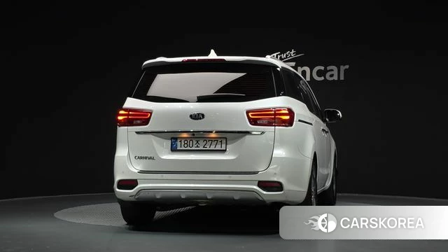 Kia The New Carnival id 5035938 из Кореи 25