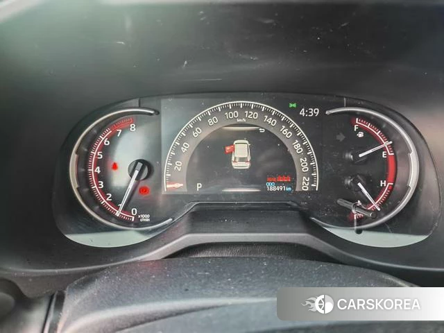 Toyota RAV4 2021 Белый из Китая, фото 4