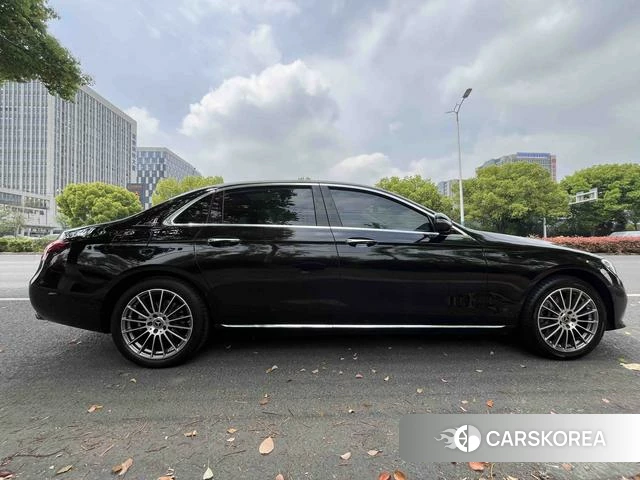 Mercedes-Benz E-Class 2021 Черный из Китая, фото 5