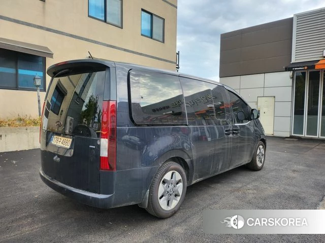 Hyundai Staria id 4992317 из Кореи 14