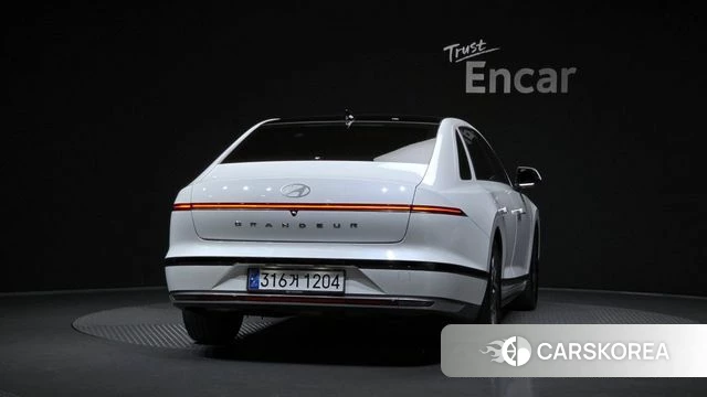 Hyundai Grandeur (GN7) id 4965508 из Кореи 31