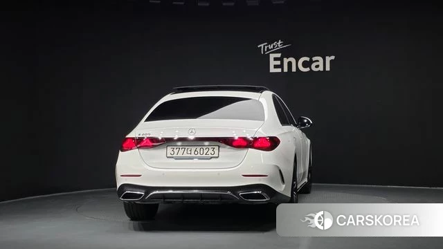 Mercedes-Benz E-Class W214 id 4995275 из Кореи 27