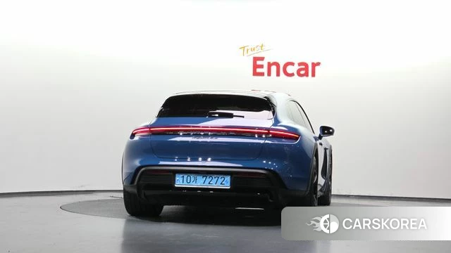 Porsche Taycan id 4893557 из Кореи 27