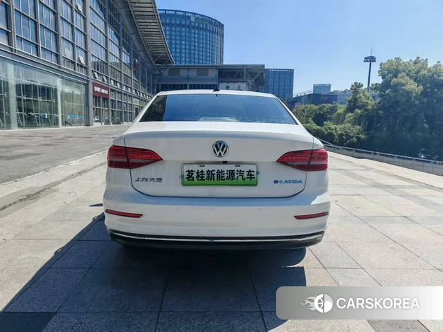 Volkswagen Lavida 2021 Белый из Китая, фото 4