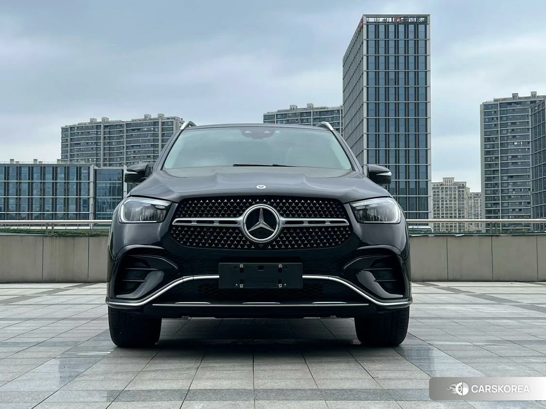 Mercedes-Benz GLE 2023 Черный из Китая, фото 4