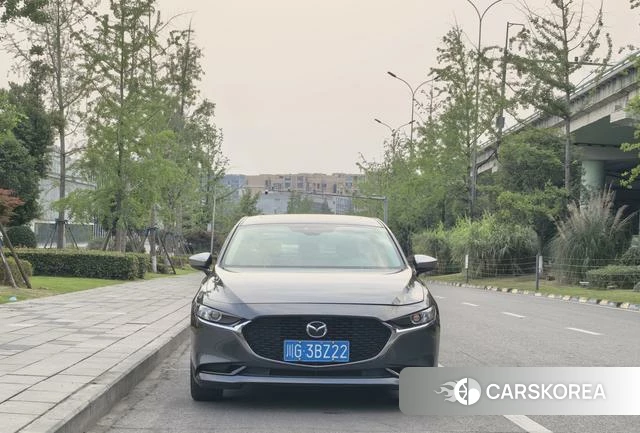 Mazda 3 2021 Серебристо-серый из Китая, фото 6