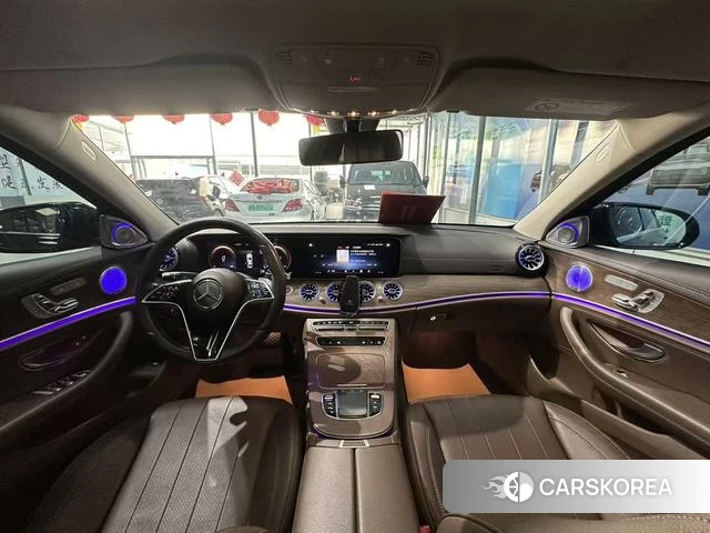 Mercedes-Benz E-Class 2023 Черный из Китая, фото 4