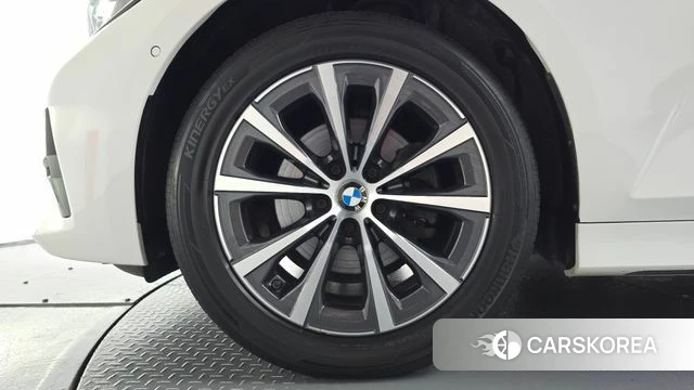 BMW 3 Series (G20) id 4992889 из Кореи 29