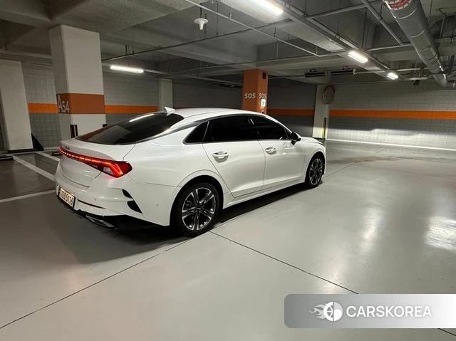 Kia K5 3rd generation 2023 Белый из Кореи, фото 4