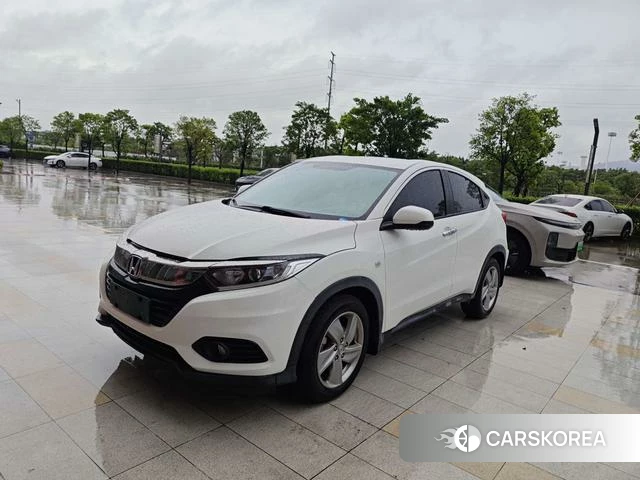 Honda Vezel 2021 Белый из Китая, фото 4