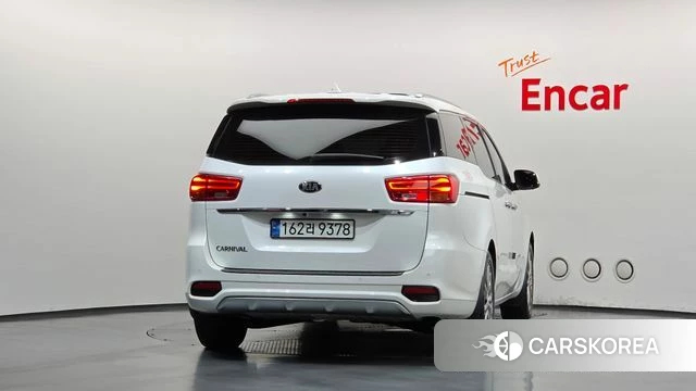 Kia The New Carnival id 5048609 из Кореи 31